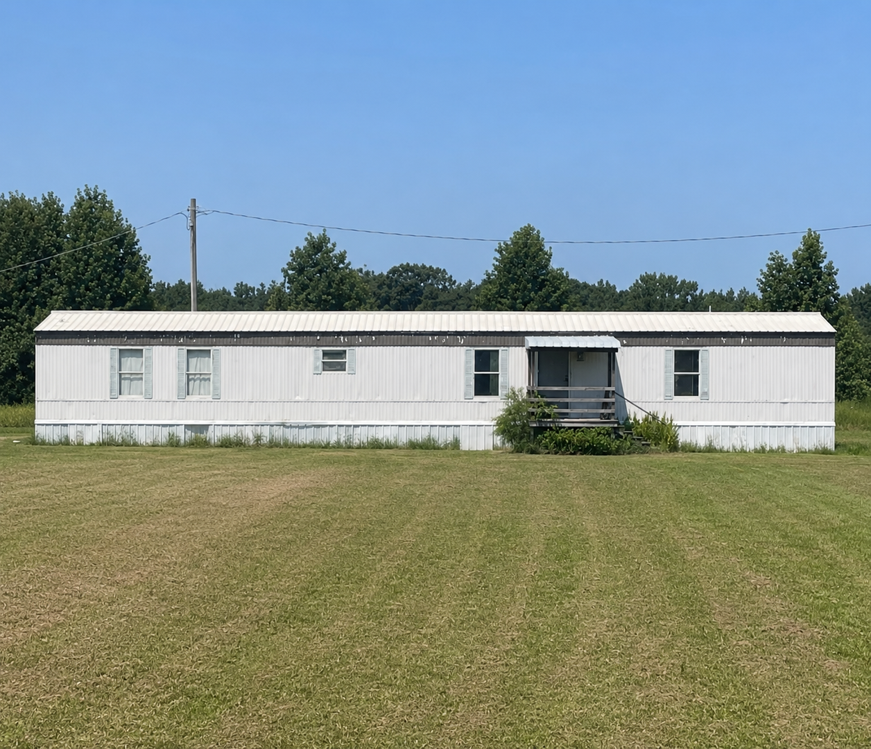 Lonoke House: 677 Joyner Loop