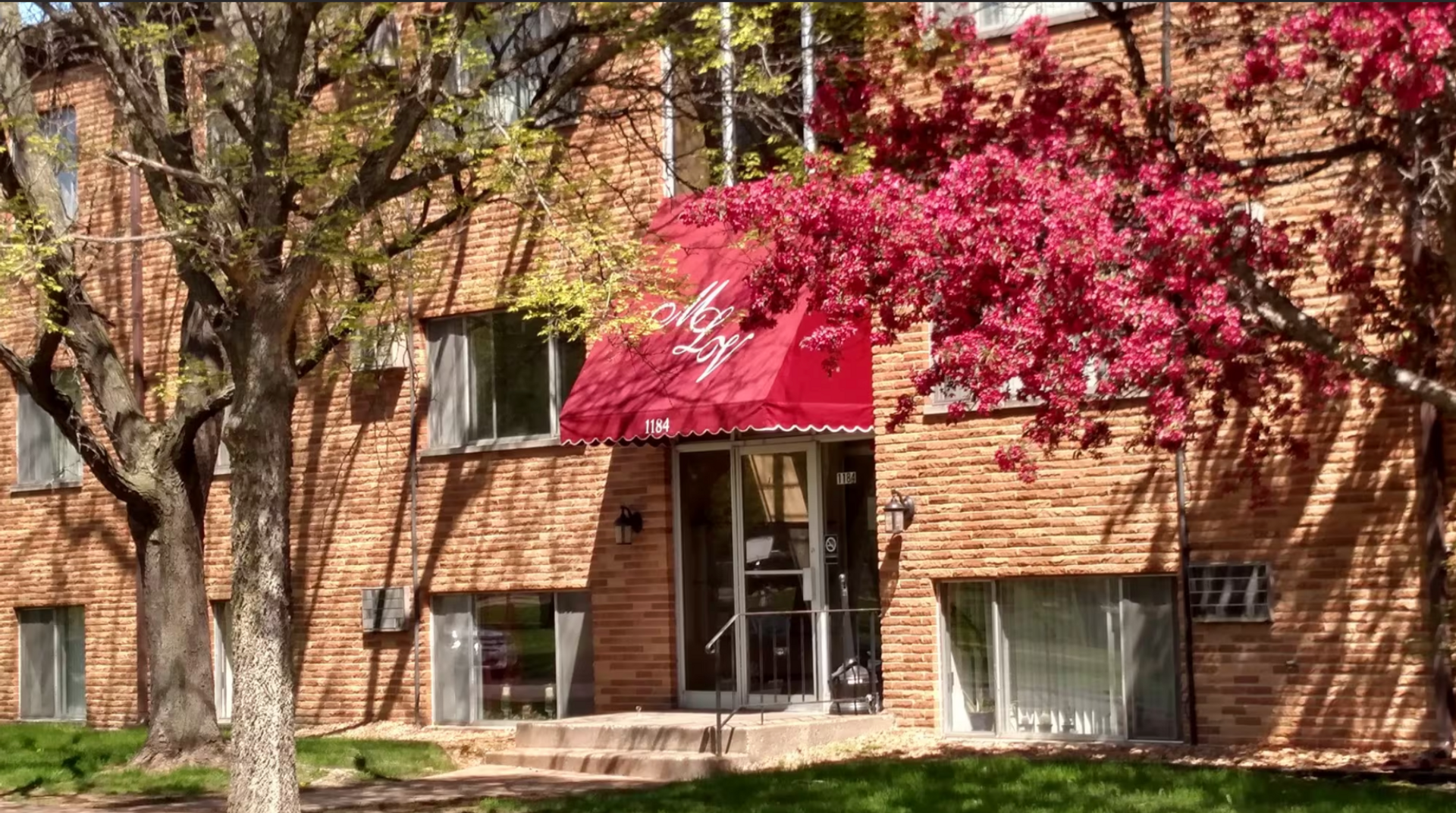 St. Paul Apartment: 1164/1184 Mackubin Street