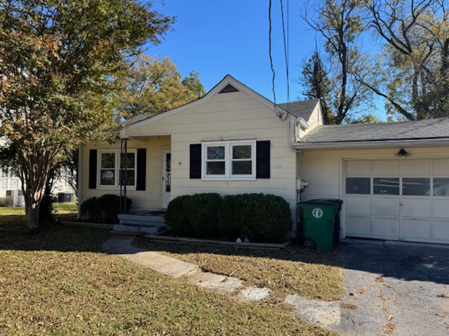 East Ridge House: 1408 Armour Street