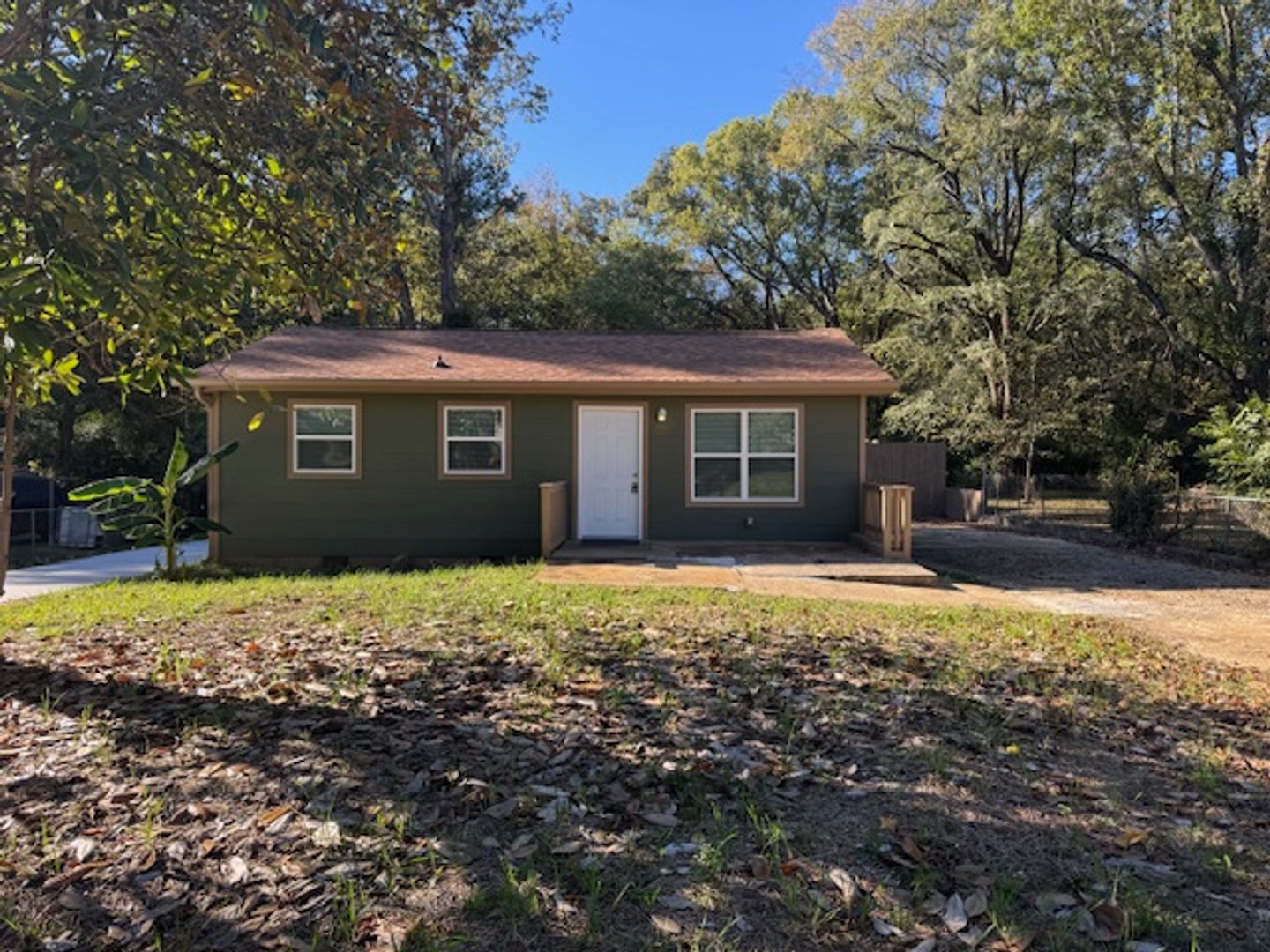 Chattanooga House: 5249 Usher Dr