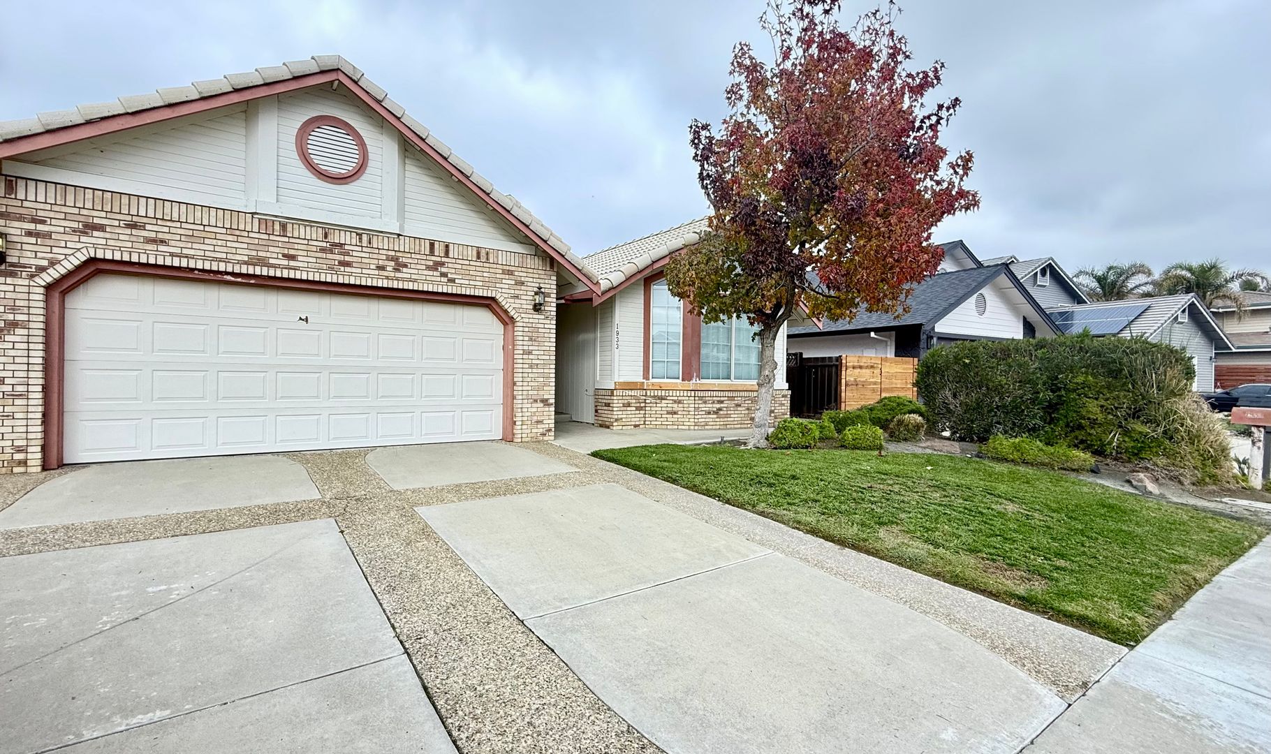 Discovery Bay House: 1933 Seal Way