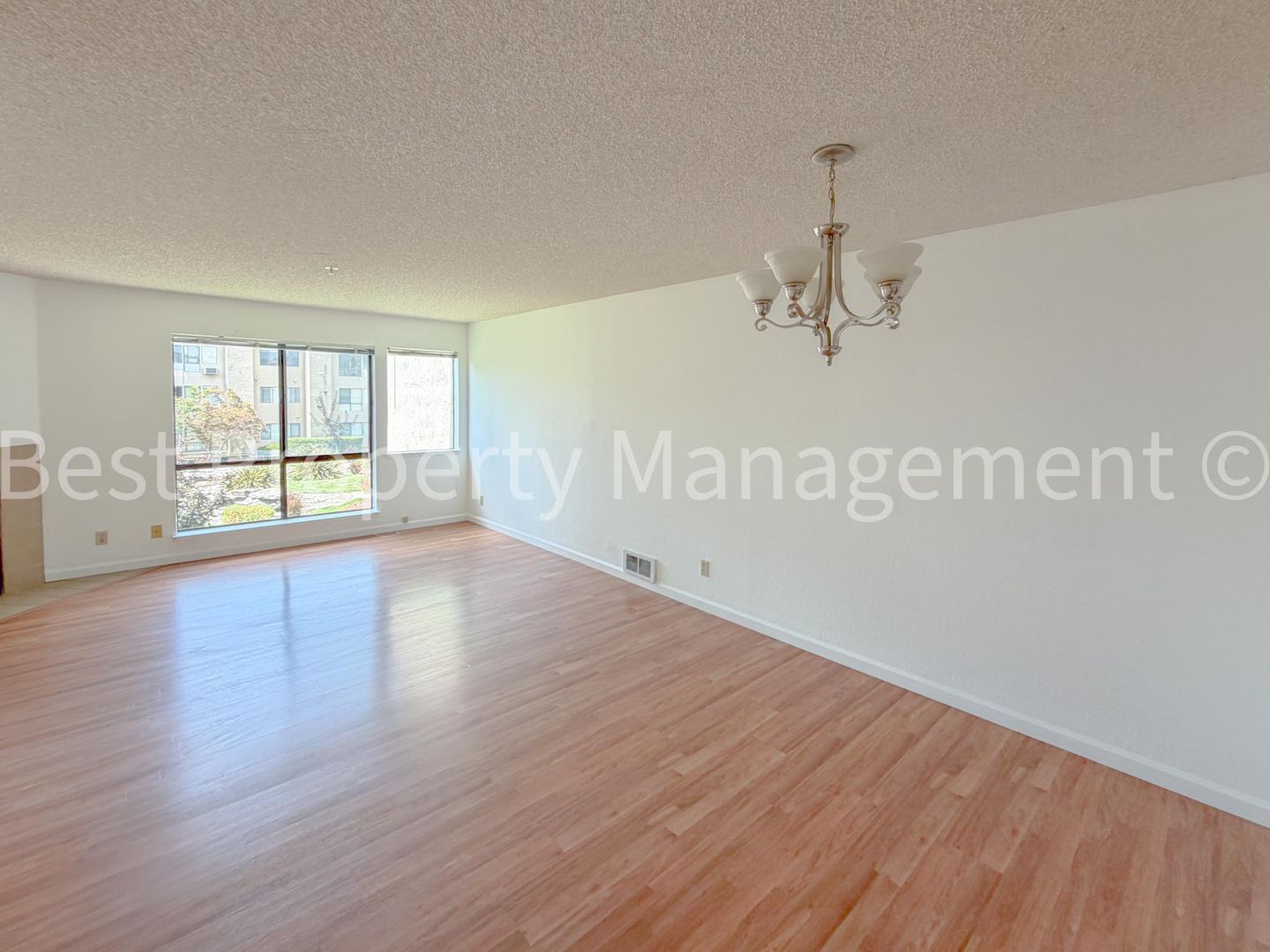 Fremont House: 39224 Guardino Drive