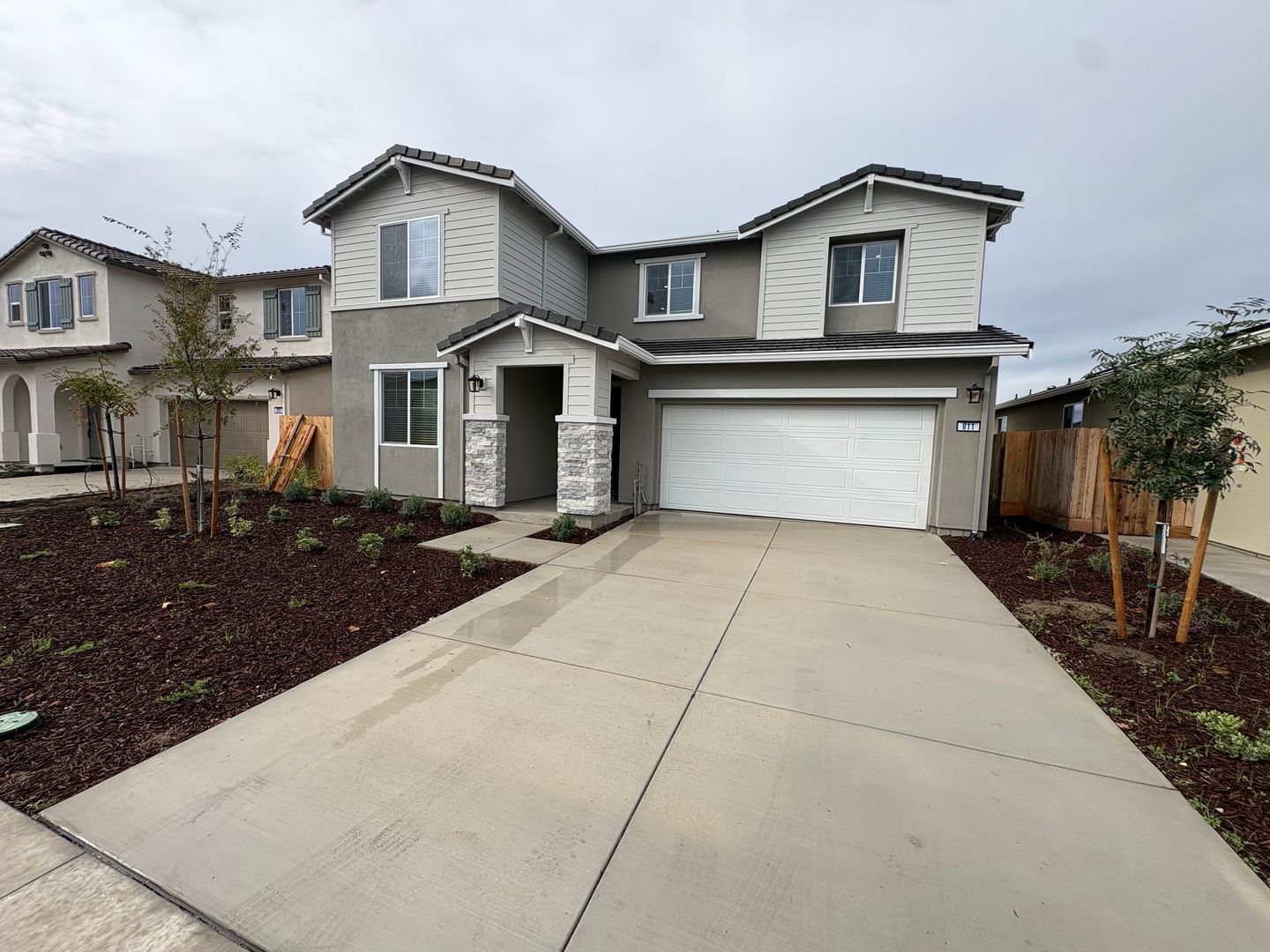 Manteca House: 811 Rosazzo Ln