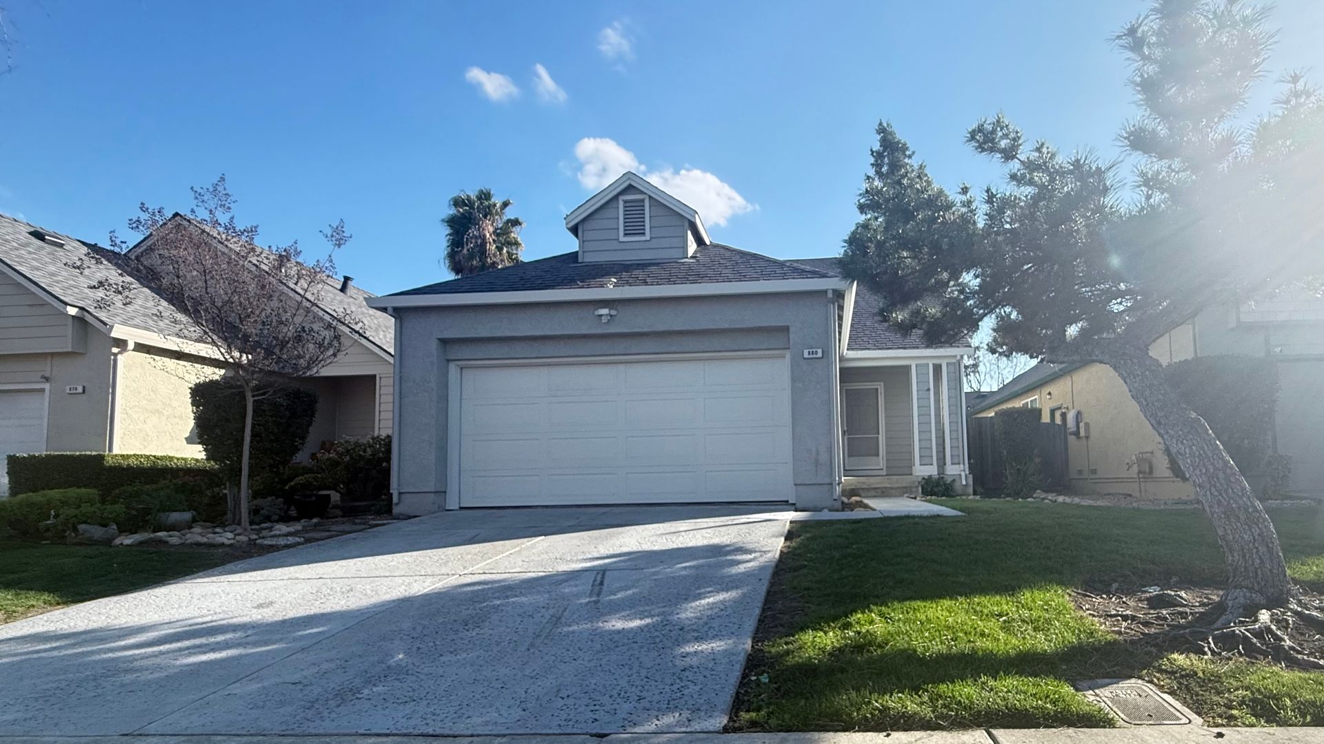 Brentwood House: 880 Caribou Terrace