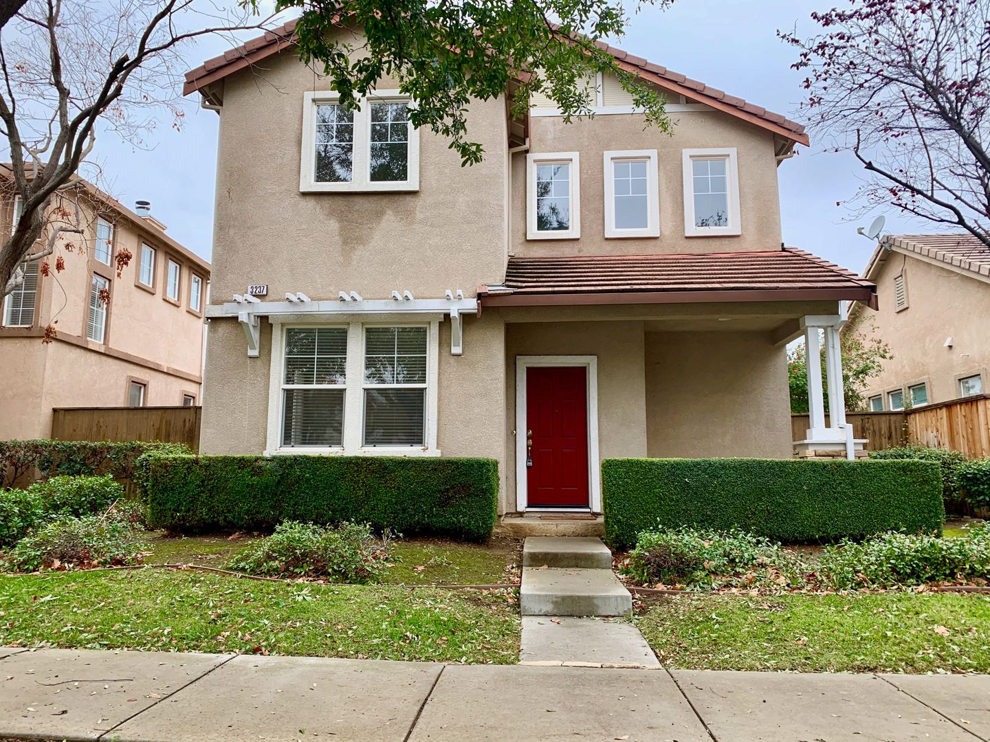 Brentwood House: 3237 Hudson Drive