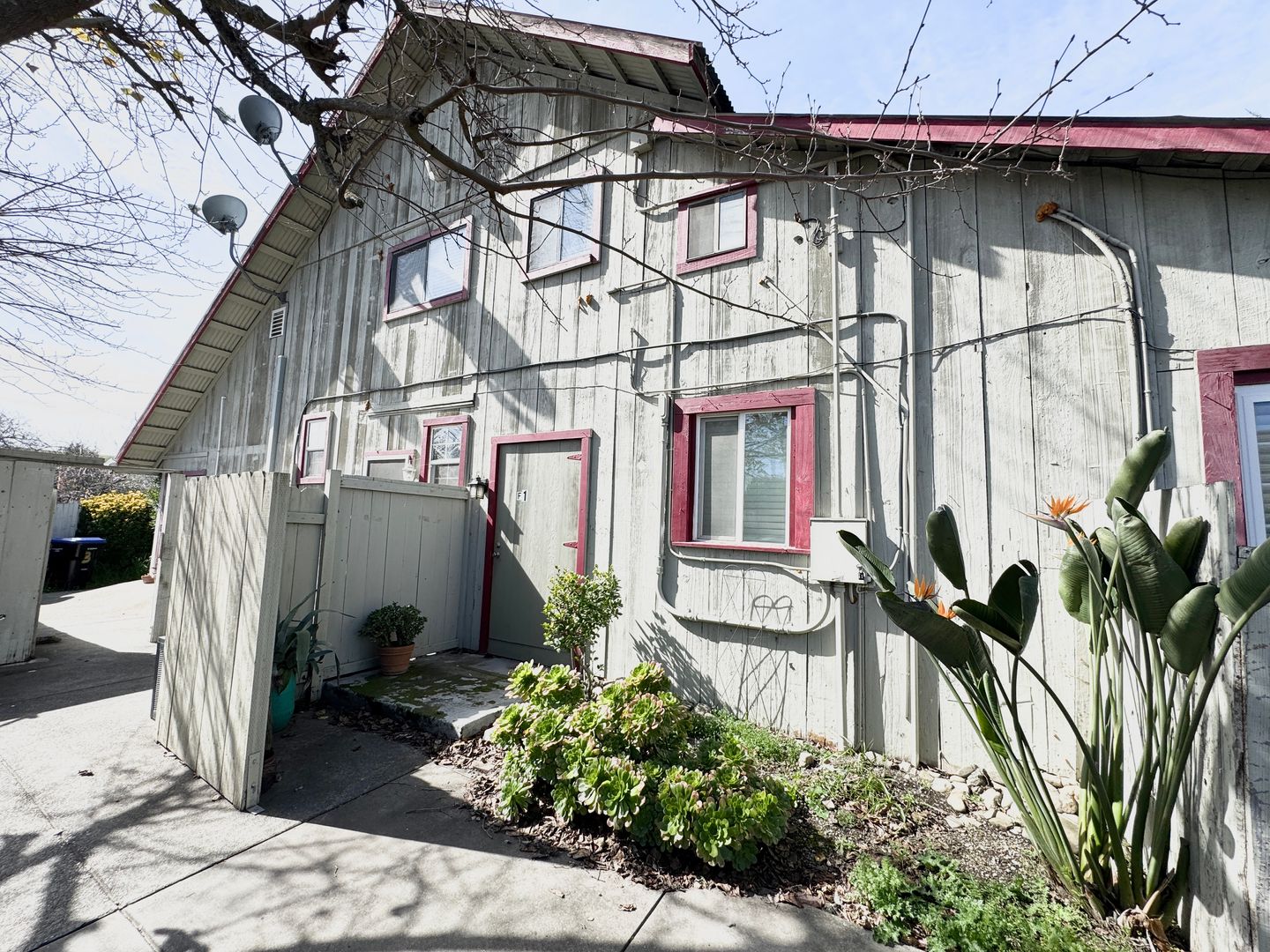Sunol Condo: 11842 Main Street Unit F1