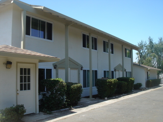 Fremont Apartment: 4560 Thornton Ave.