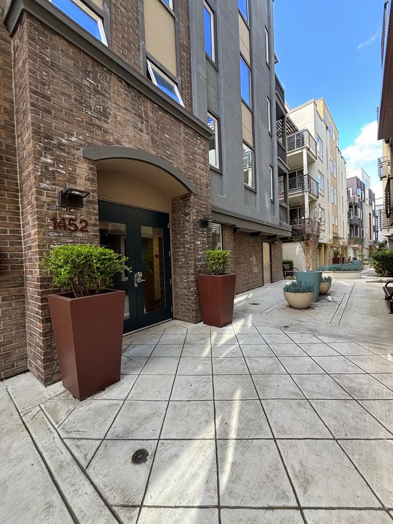 Milpitas House: 1452 Nightshade Rd Unit 30