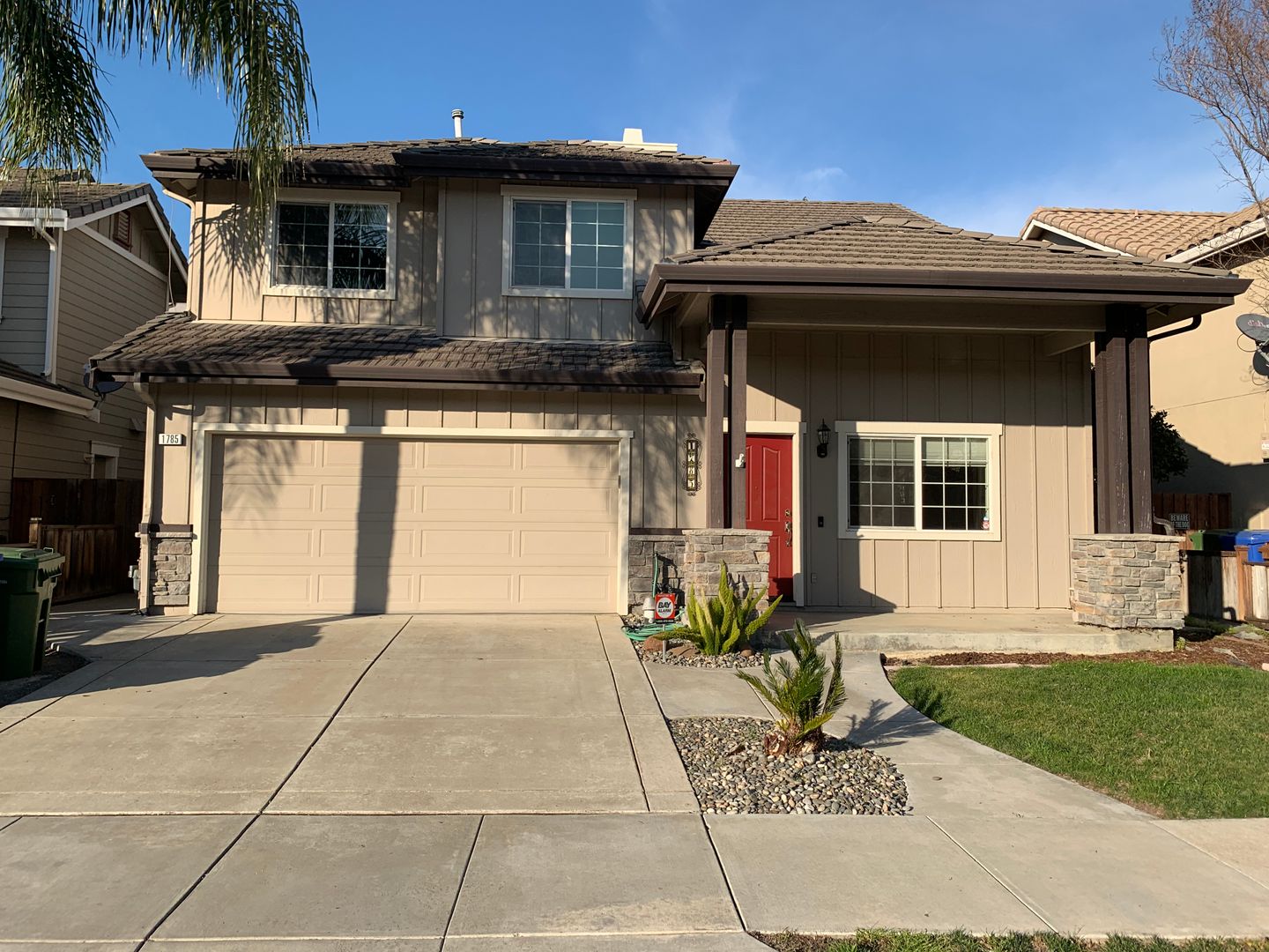 Brentwood House: 1785 Corte Vista St