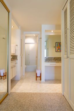1411 N Sunrise Way #21, Palm Springs, CA 92262