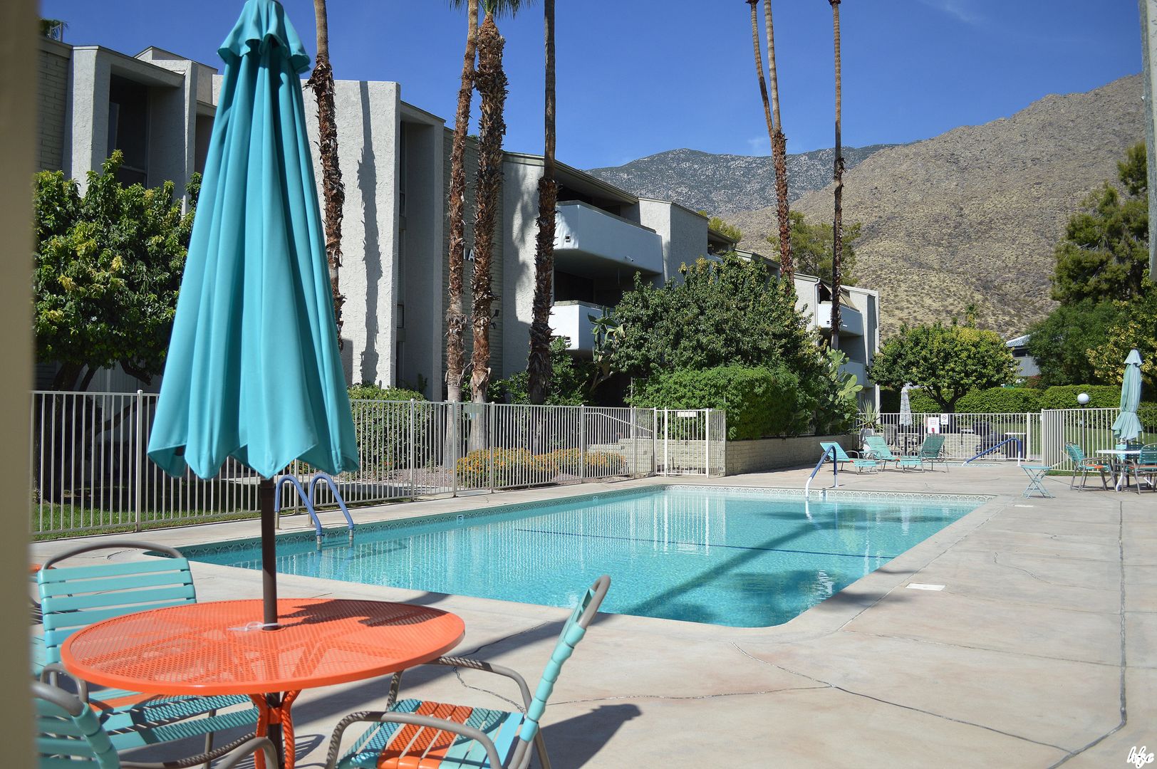 Palm Springs Condo: 251 E. LaVerne Way #D