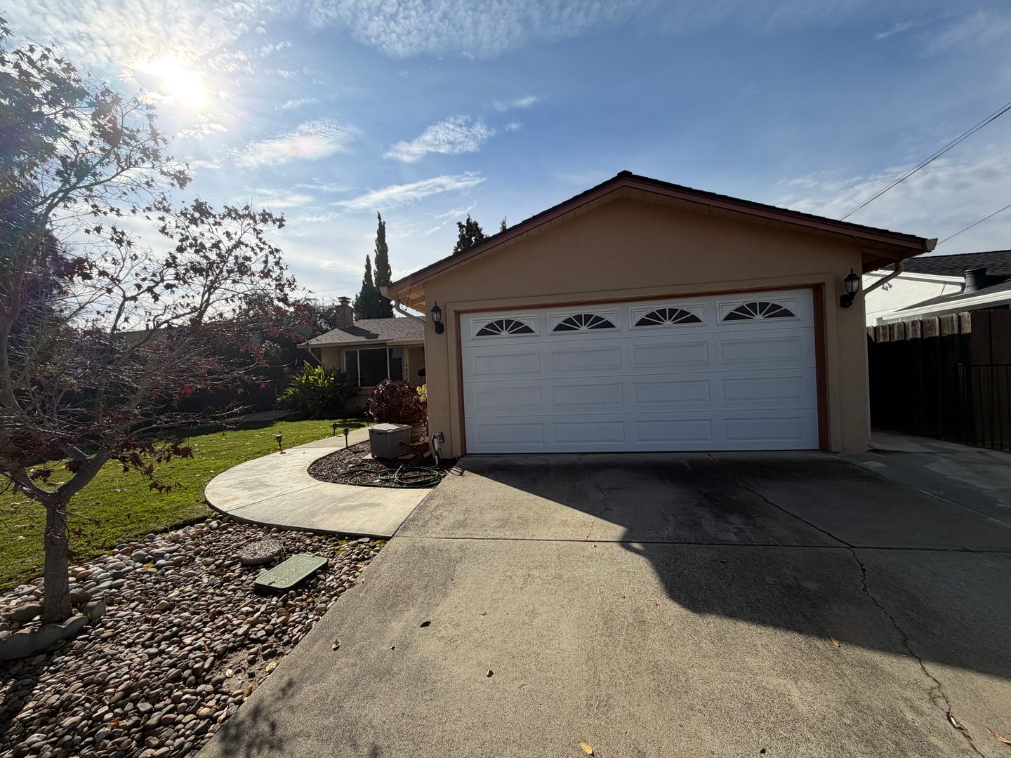 Fremont House: 40325 Davis Street