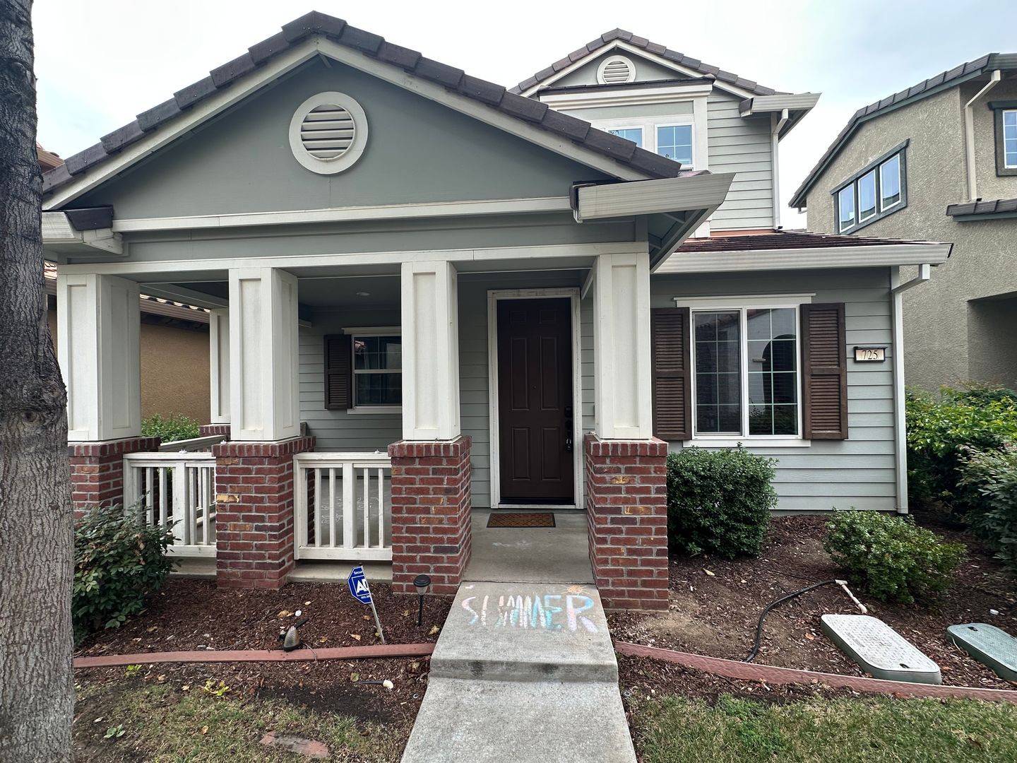 Mountain House House: 725 N Claret Ln