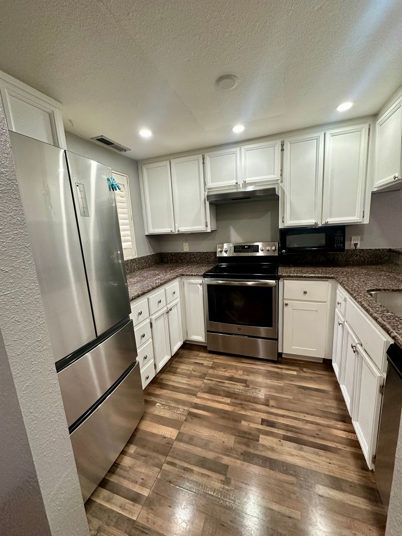 Newark House: 6226 Joaquin Murieta Ave.
