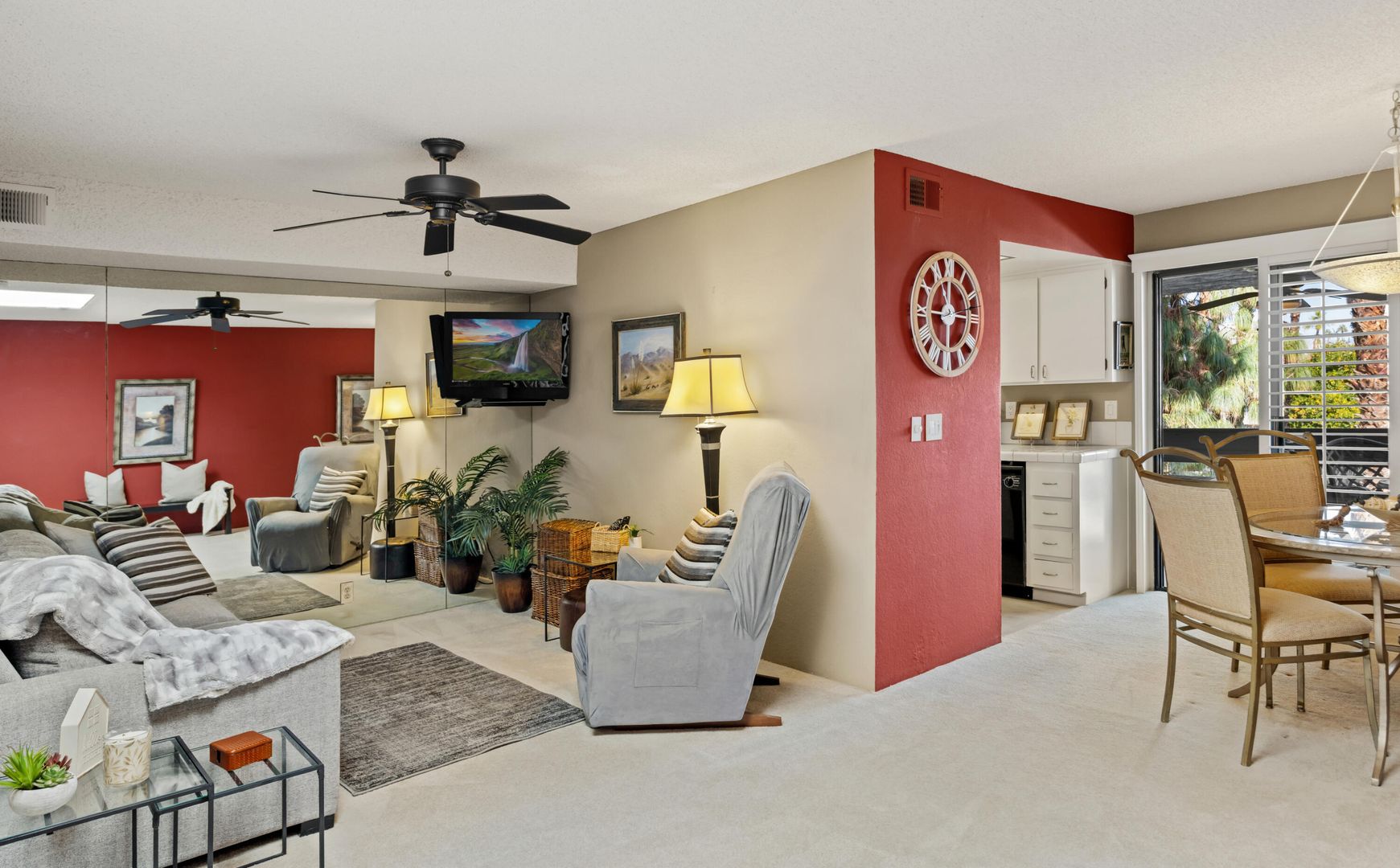 Palm Springs Condo: 5301 E Waverly Dr #136