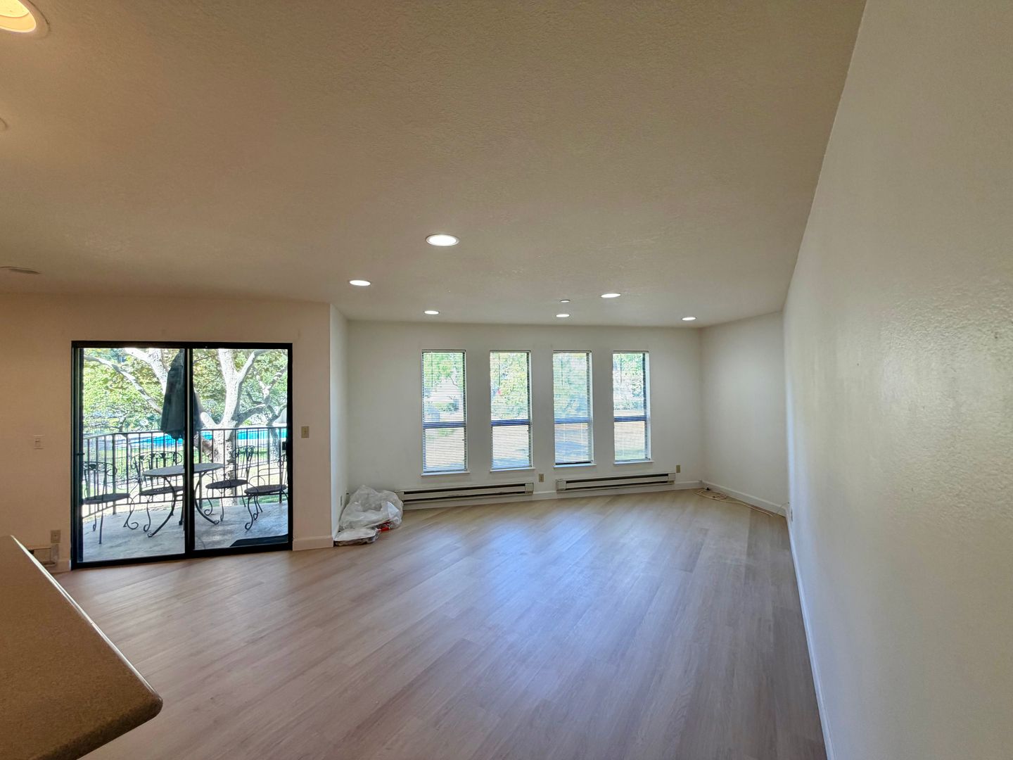 Fremont House: 1975 Barrymore Cmn APT Q