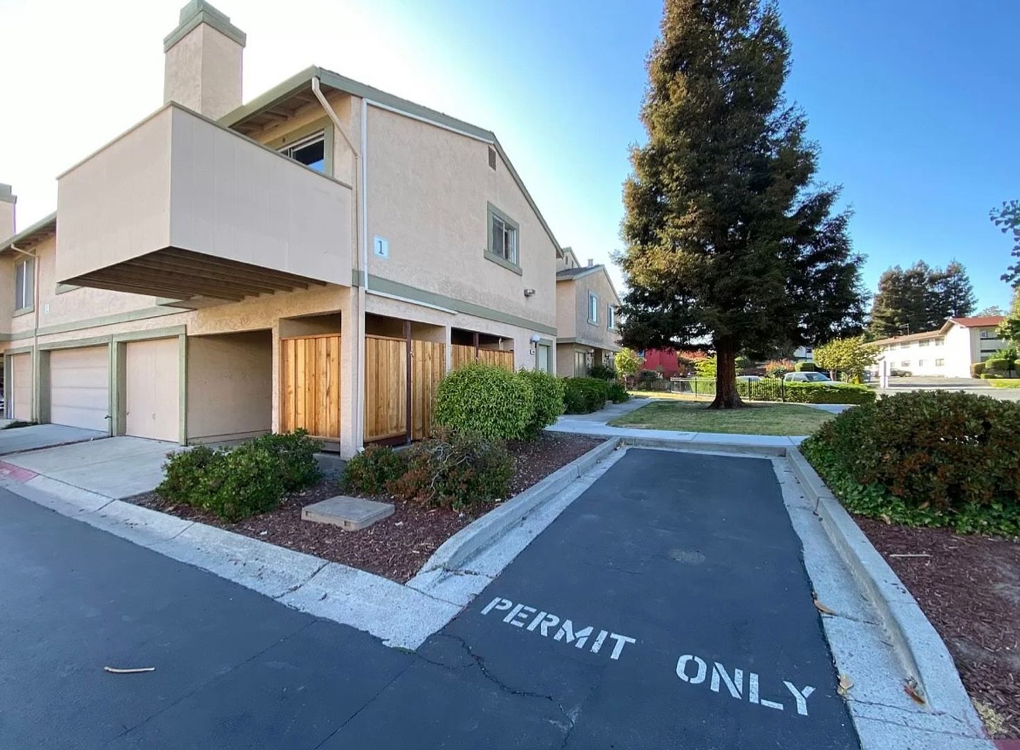 Fremont House: 46912 Bodie Terrace