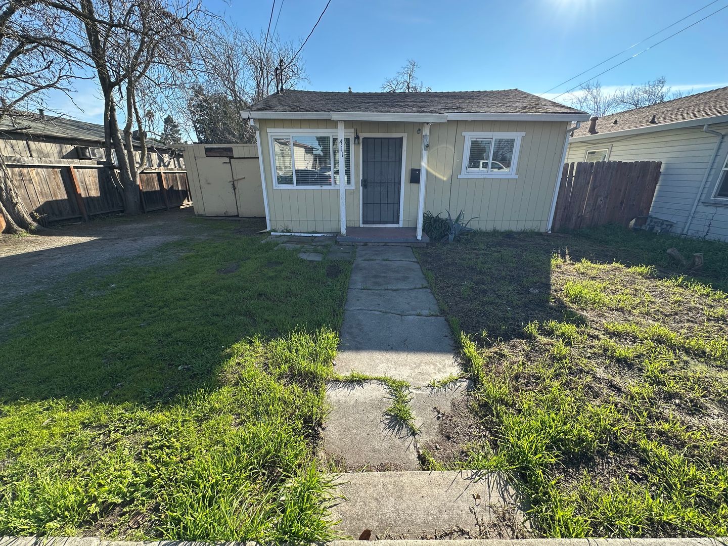 Antioch House: 411 W 19th St