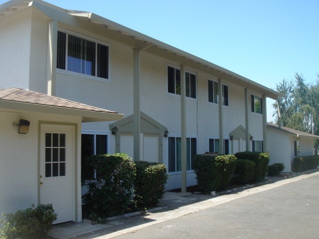 Fremont Apartment: 4560 Thornton Ave.