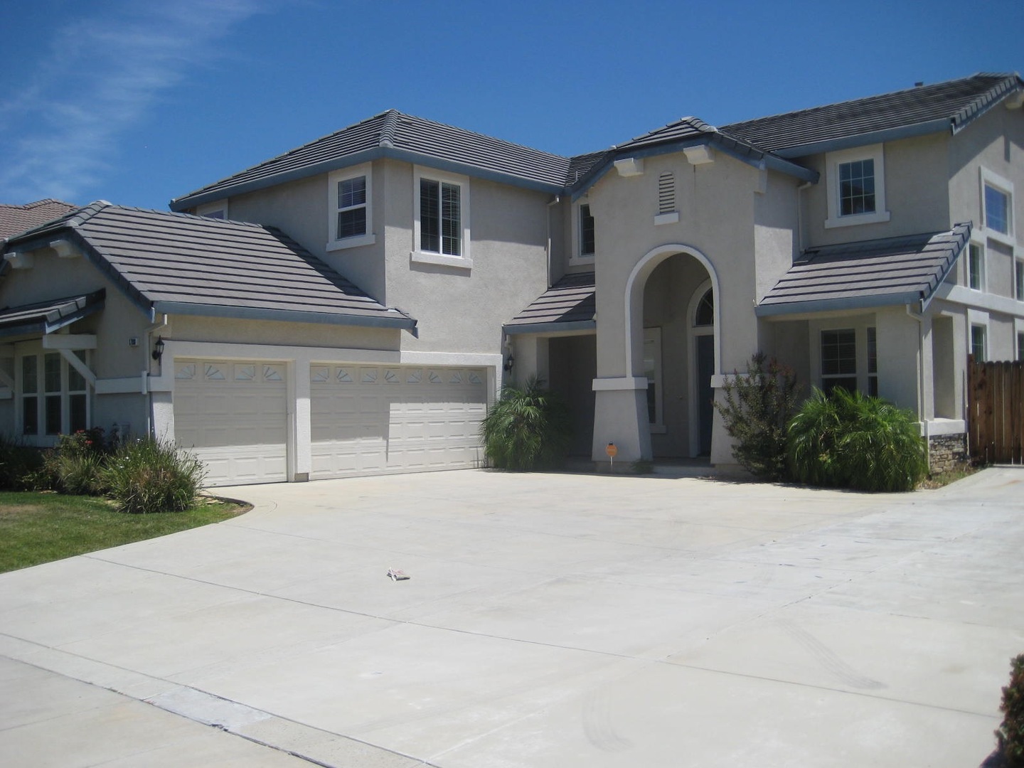 Brentwood House: 1788 Moreau Way