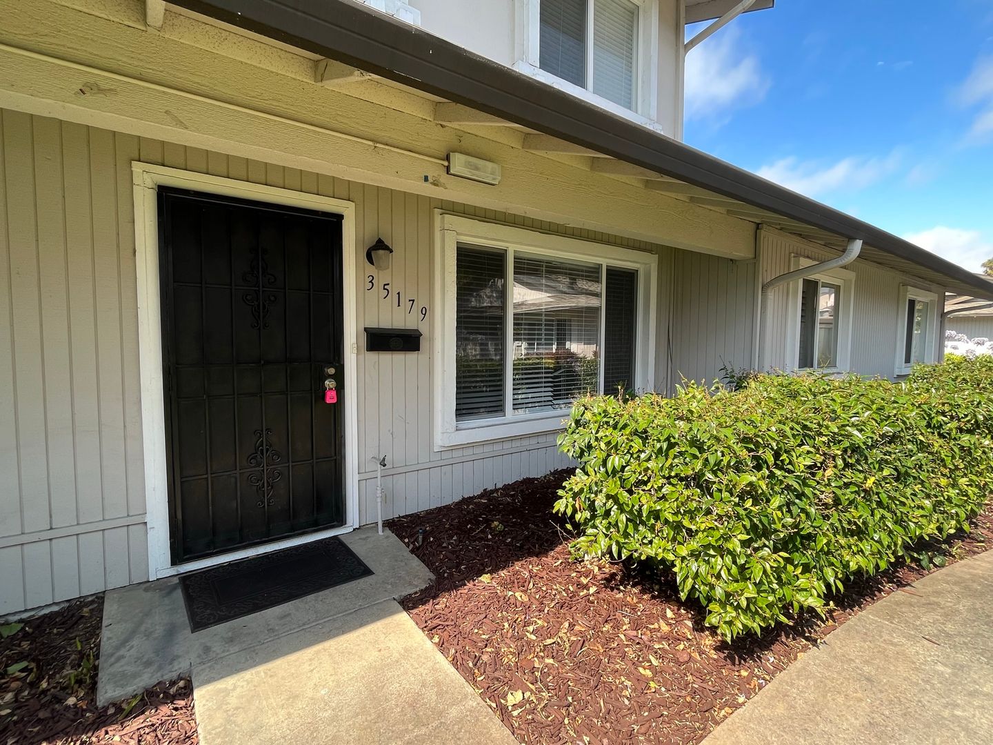 Newark House: 35179 Lido Blvd