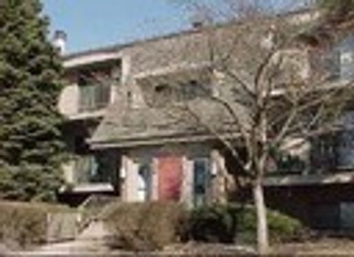 Newly Updated 2 bedroom 1.5 Bath Unit. – photo 1