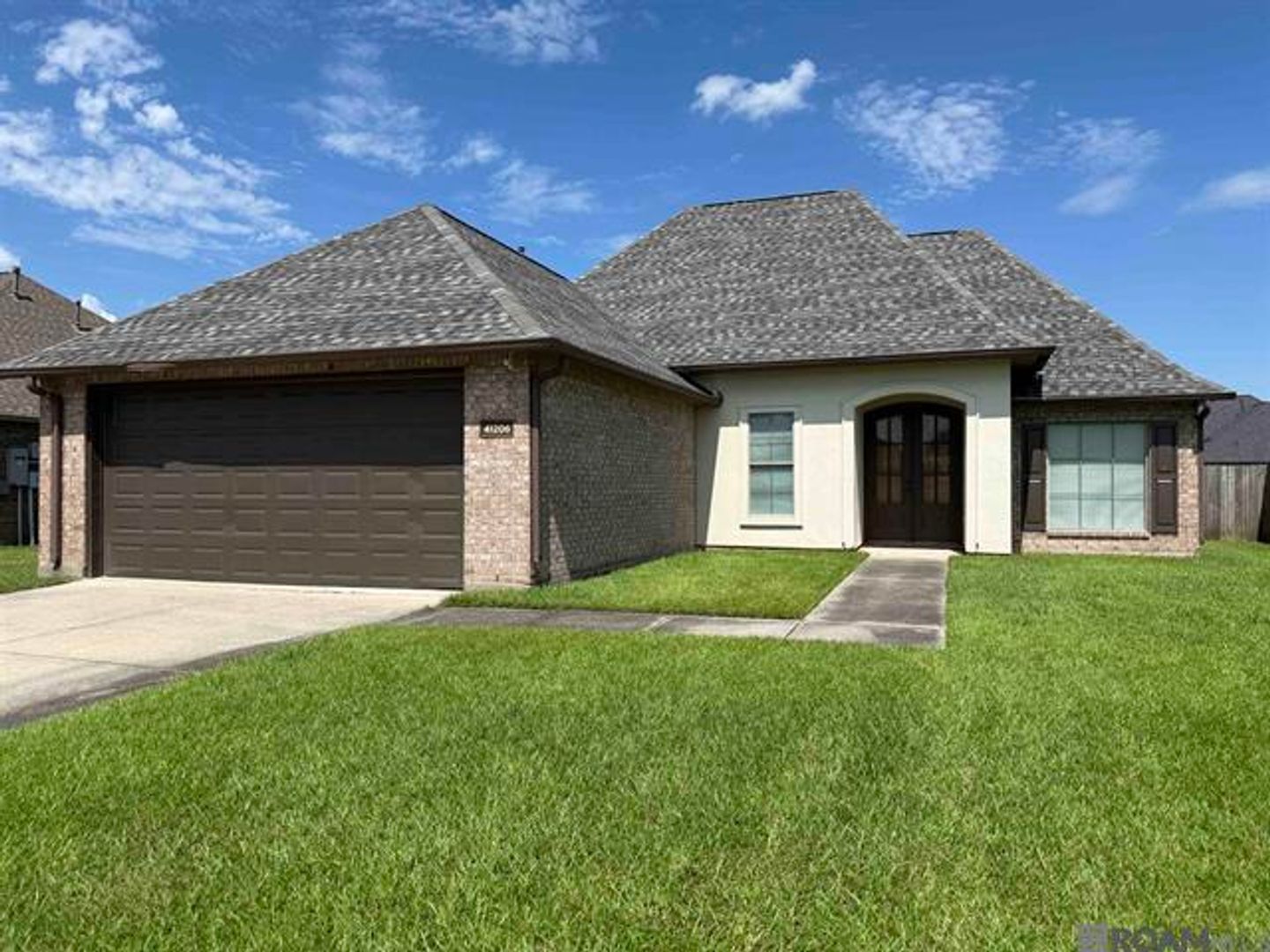 Sorrento House: 41206 Colonial Dr