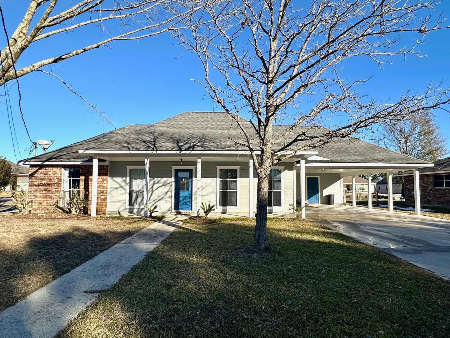 Gonzales House: 1428 S Vista Ave