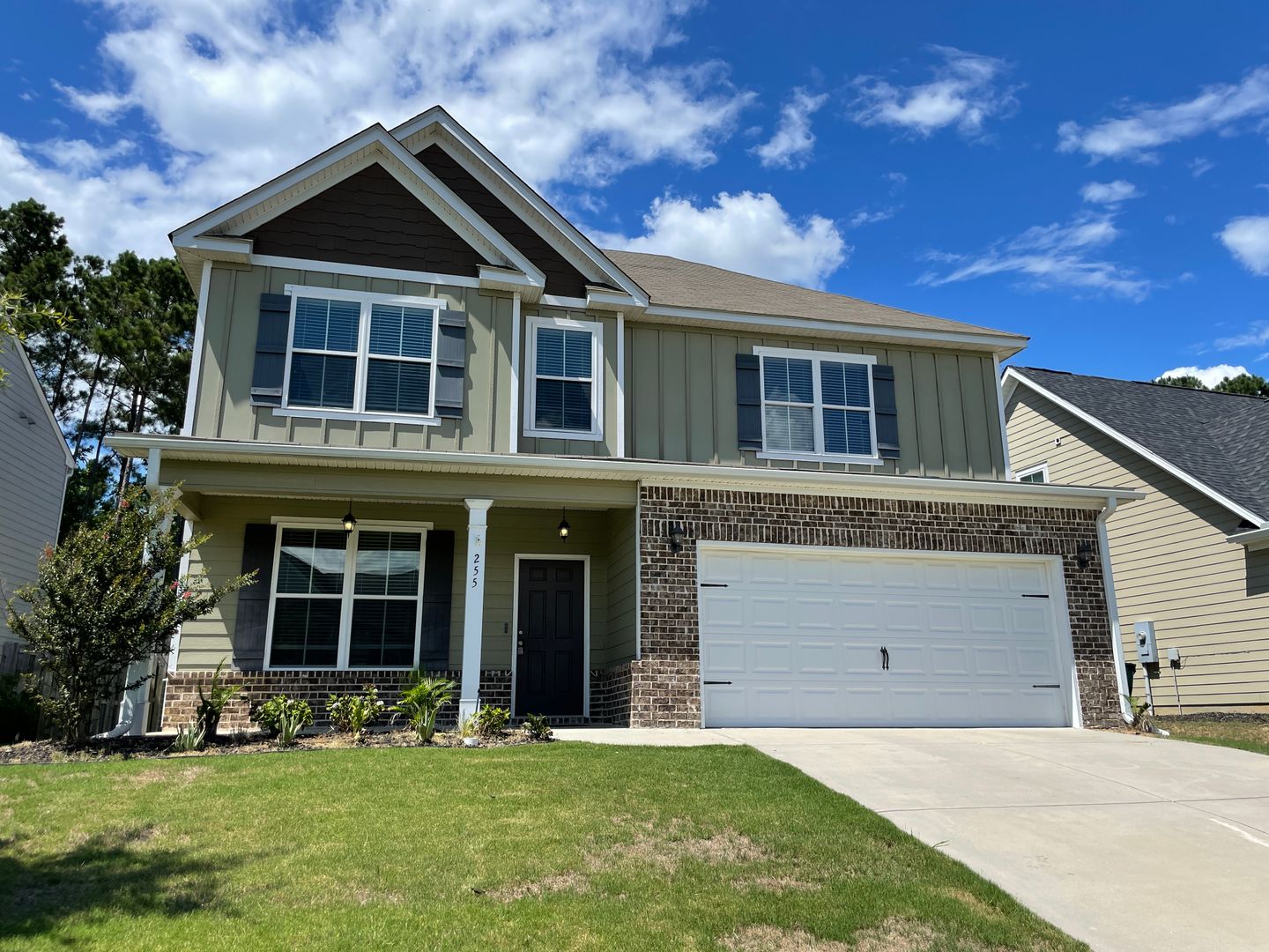 Evans House: 255 Tulip Dr