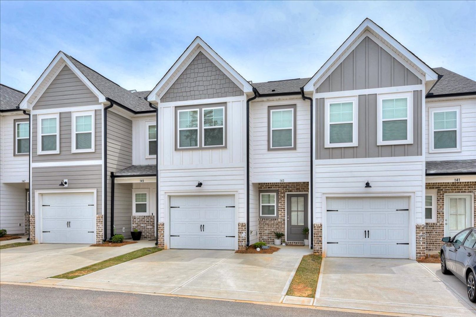 Evans House: 143 Canton Park Avenue