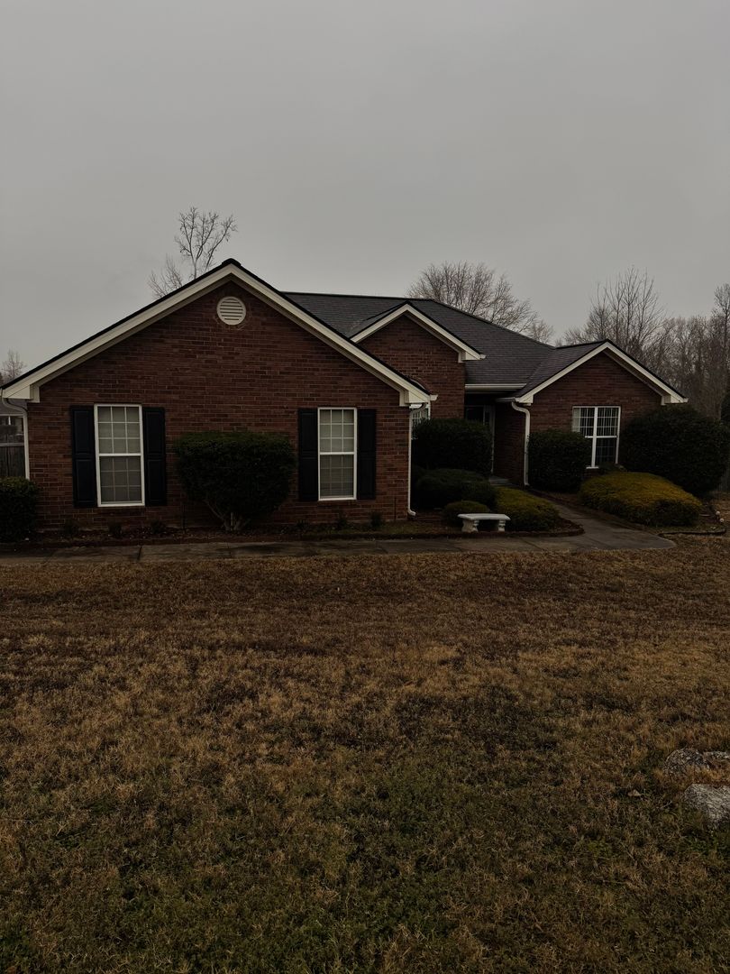 Grovetown House: 1500 Cedar Hill Trail