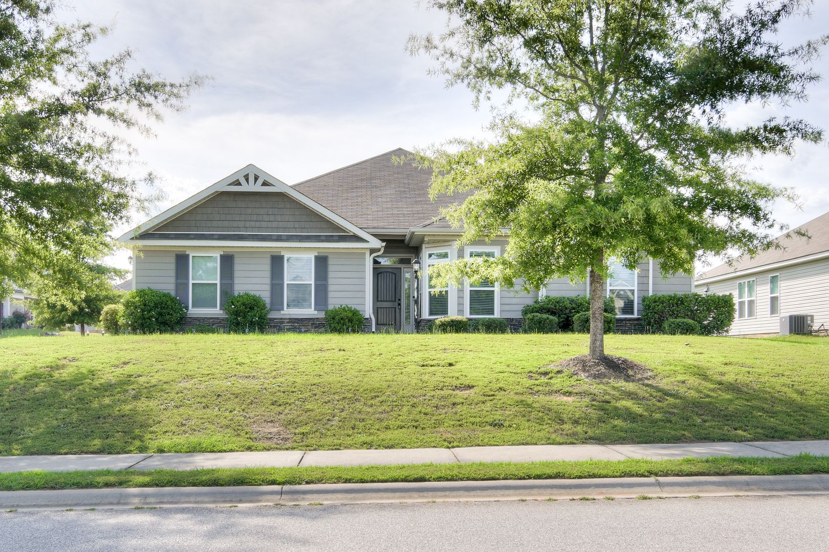 Grovetown House: 901 Avalon Ct