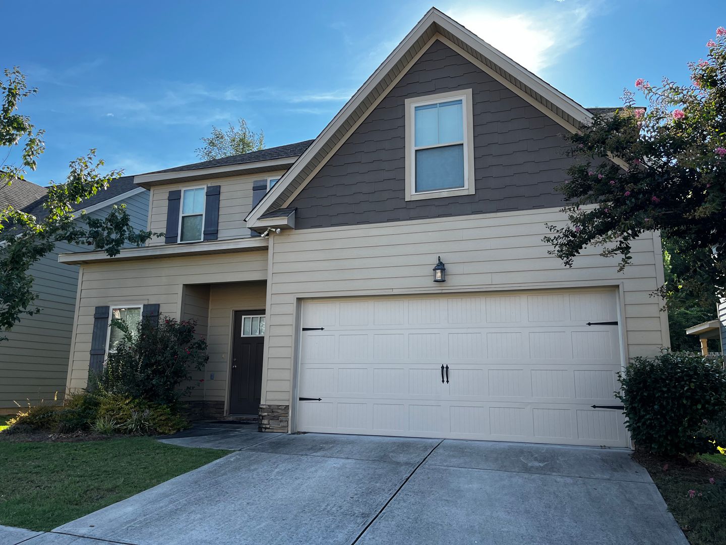 Evans House: 5537 Connor Drive