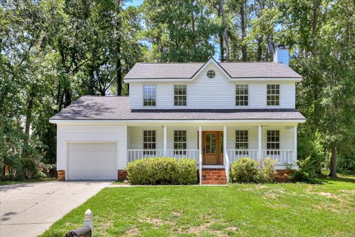 3 bedroom, 2.5 bathroom home on a large corner lot in the heart of Evans – photo 1