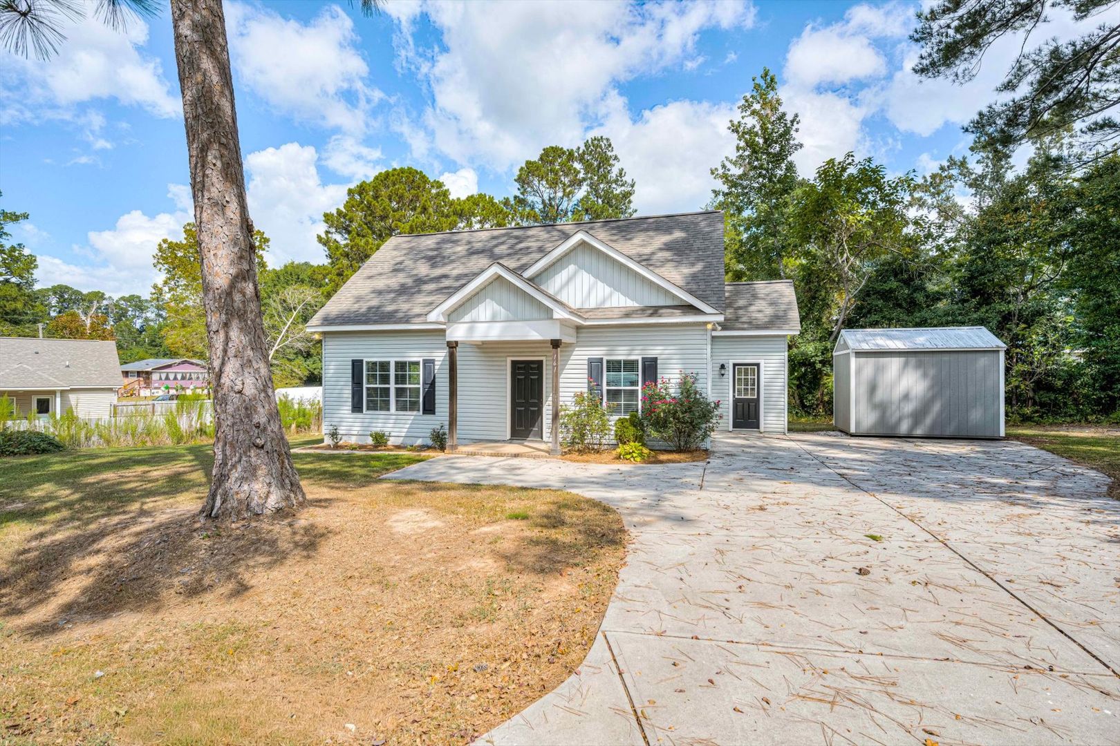 Dearing House: 161 Moore Ave