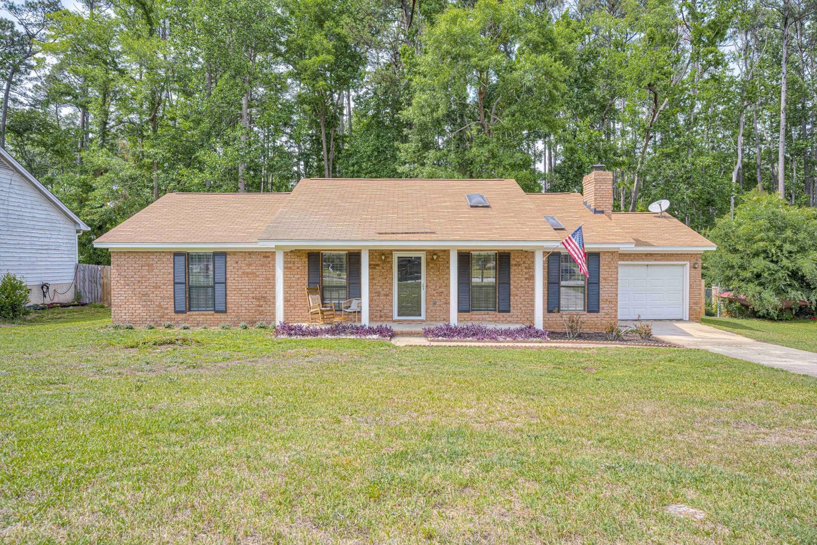 Martinez House: 323 Forest Court