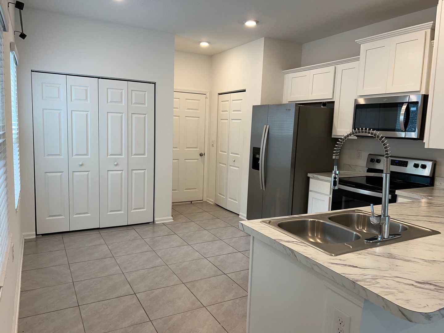 Jacksonville Townhome: 4021 Haymon Avenue