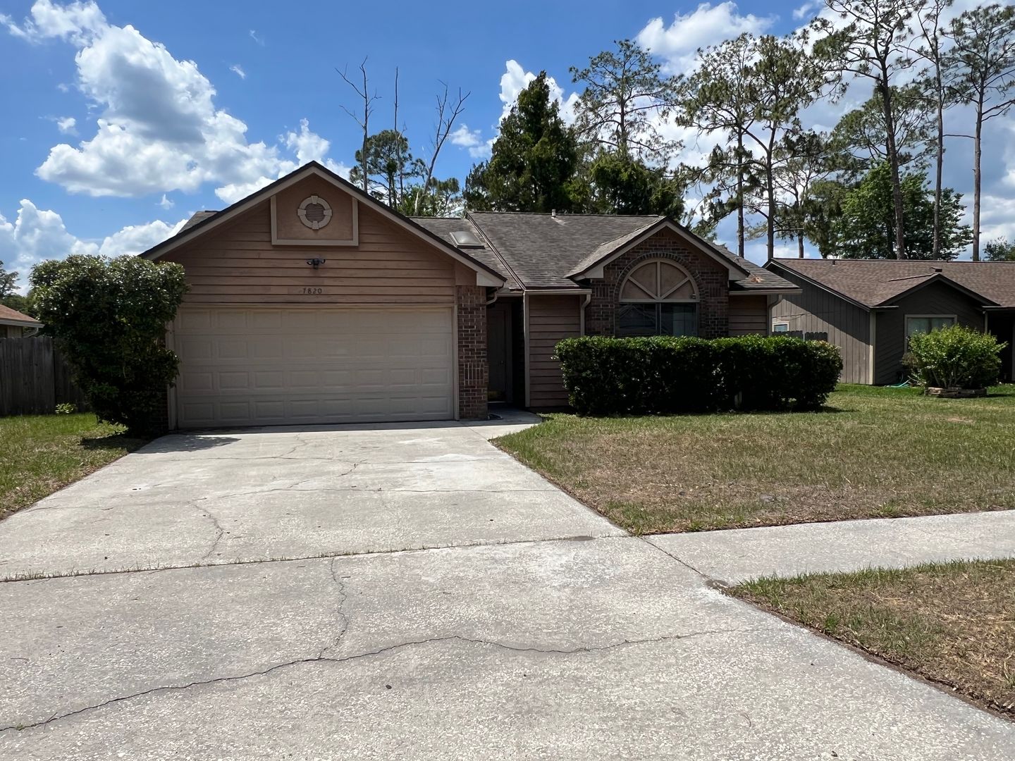 Jacksonville House: 7820 Collins Ridge Blvd E
