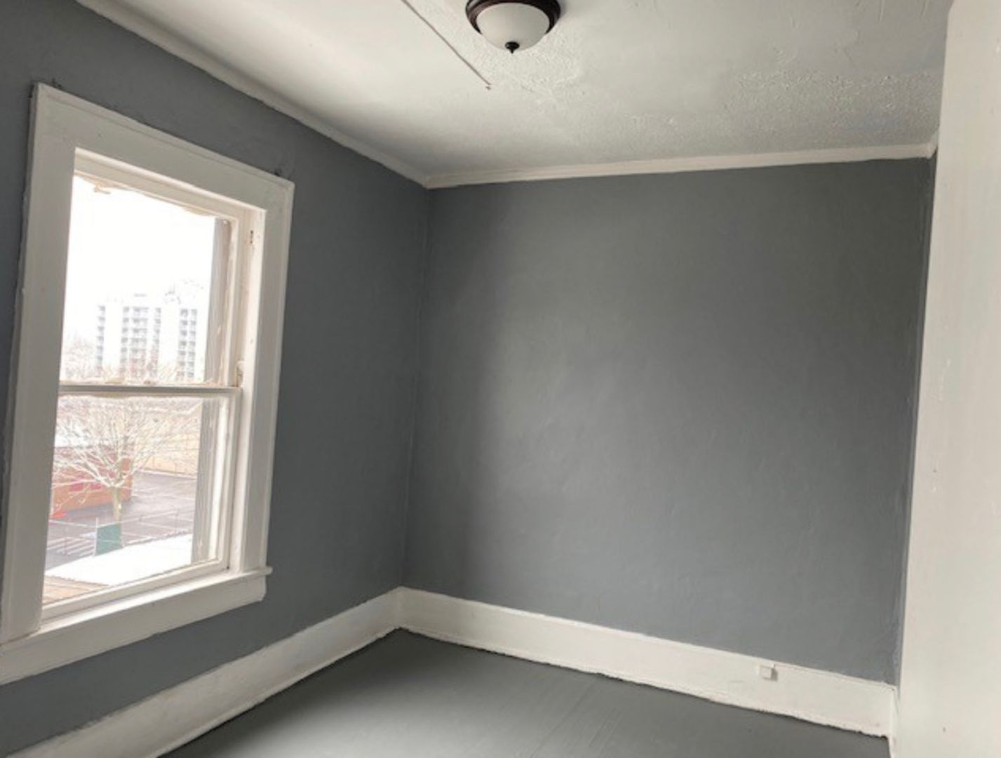 Akron Apartment: 26 E Tallmadge Ave