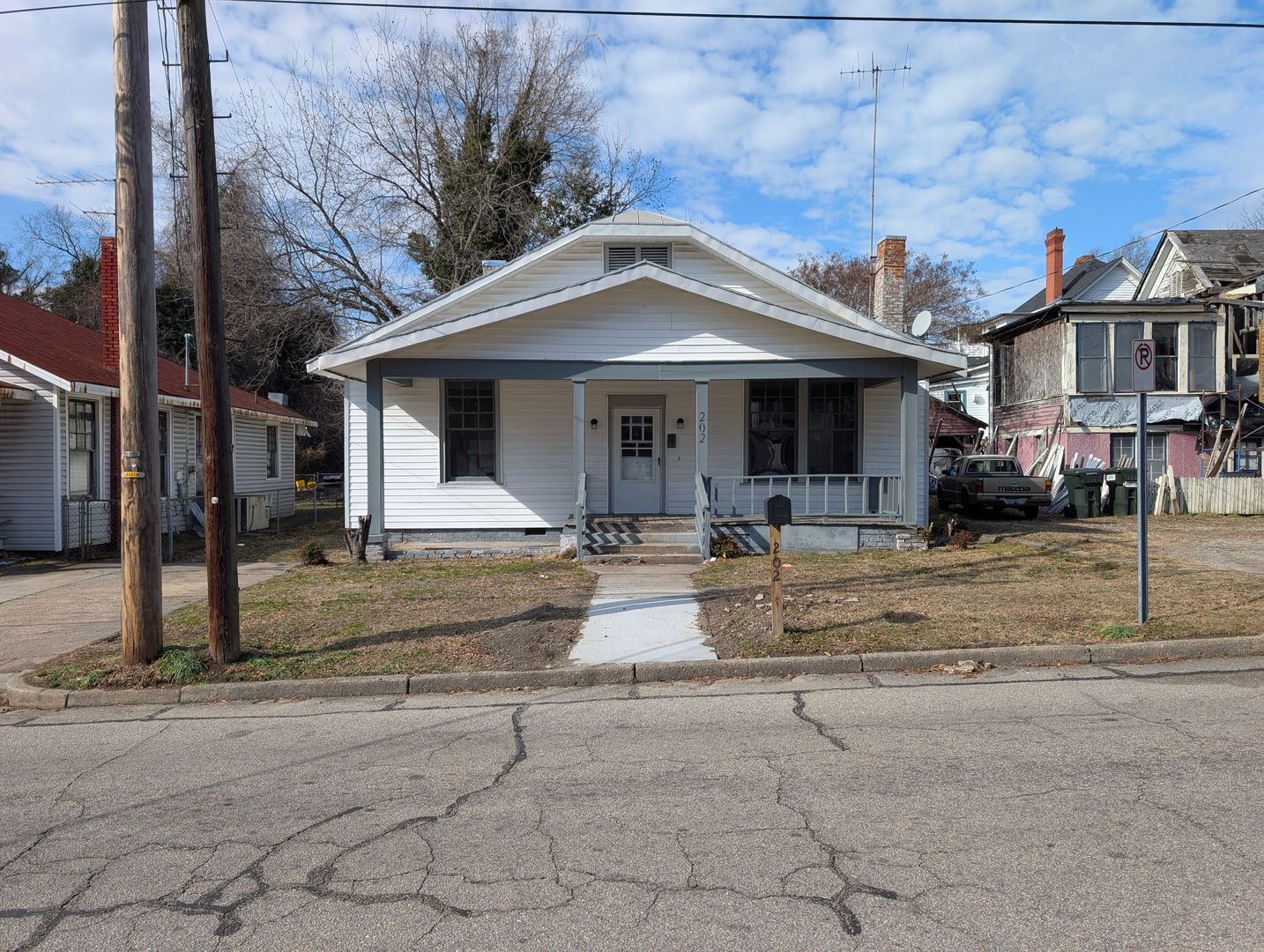 Wilson House: 202 Jackson st W