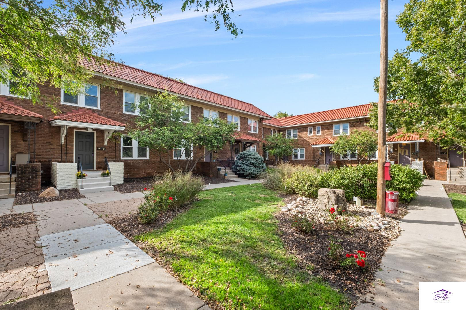 THE COURTYARD 18 of 18