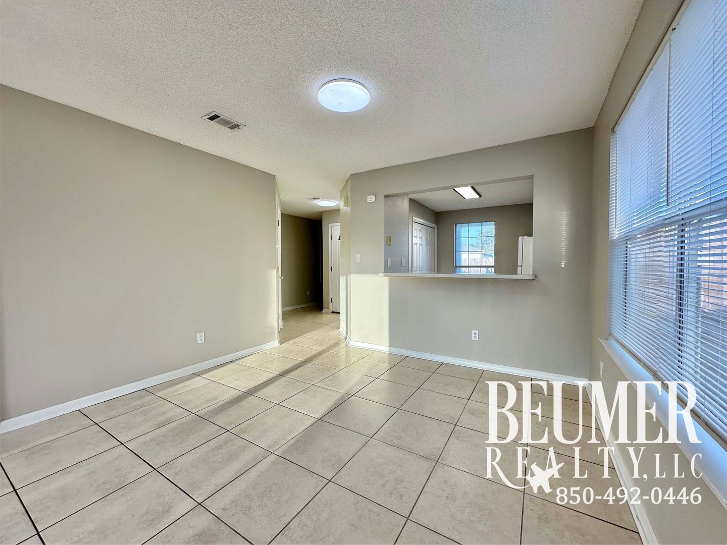 Pensacola House: 1097 Antigua Circle