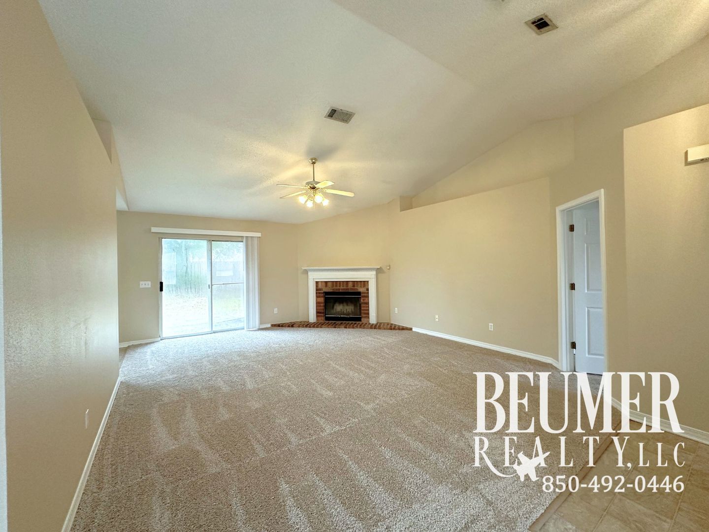 Pensacola House: 1907 Coral Island Road