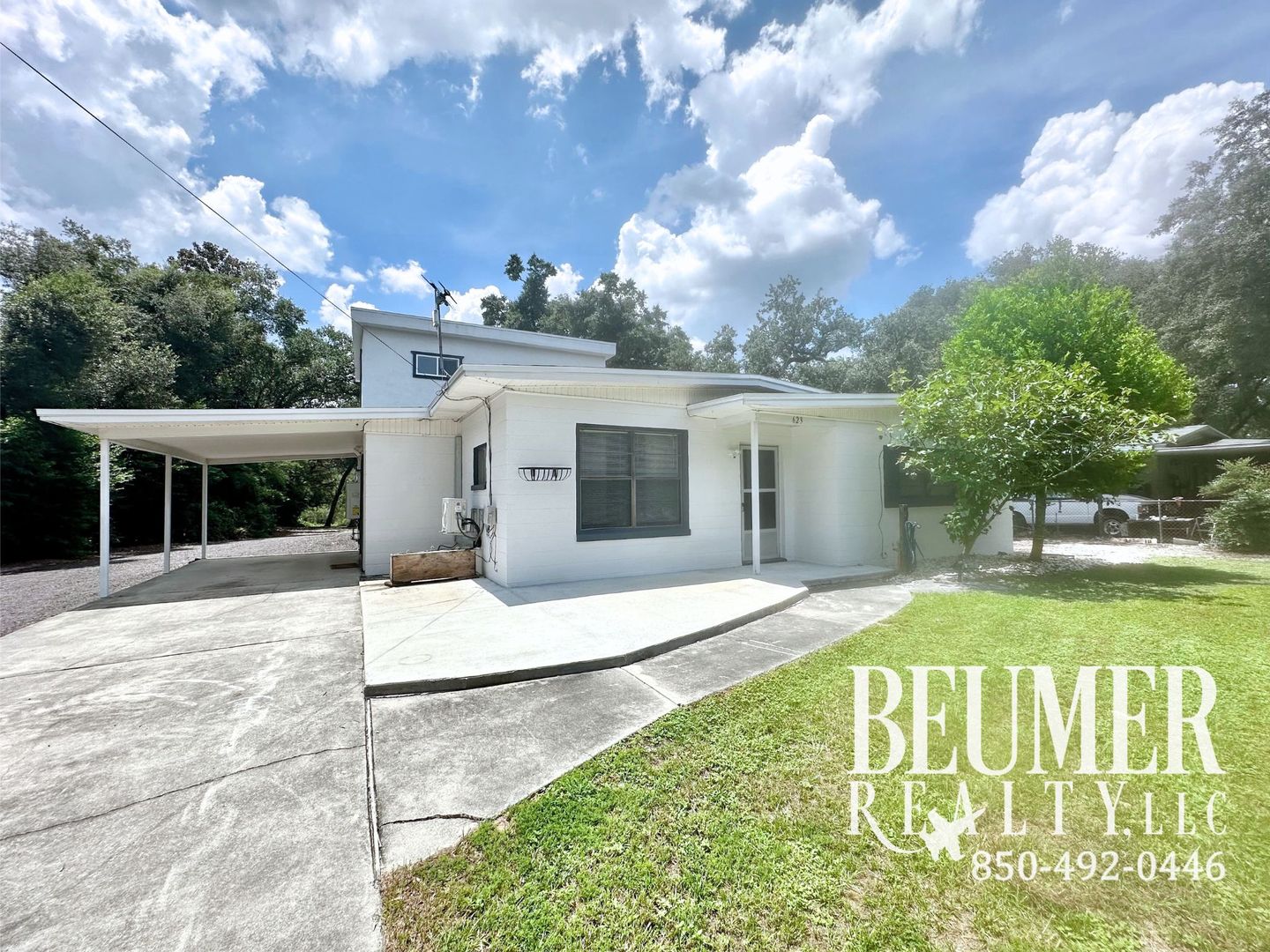 Pensacola House: 623 Edgewater Dr