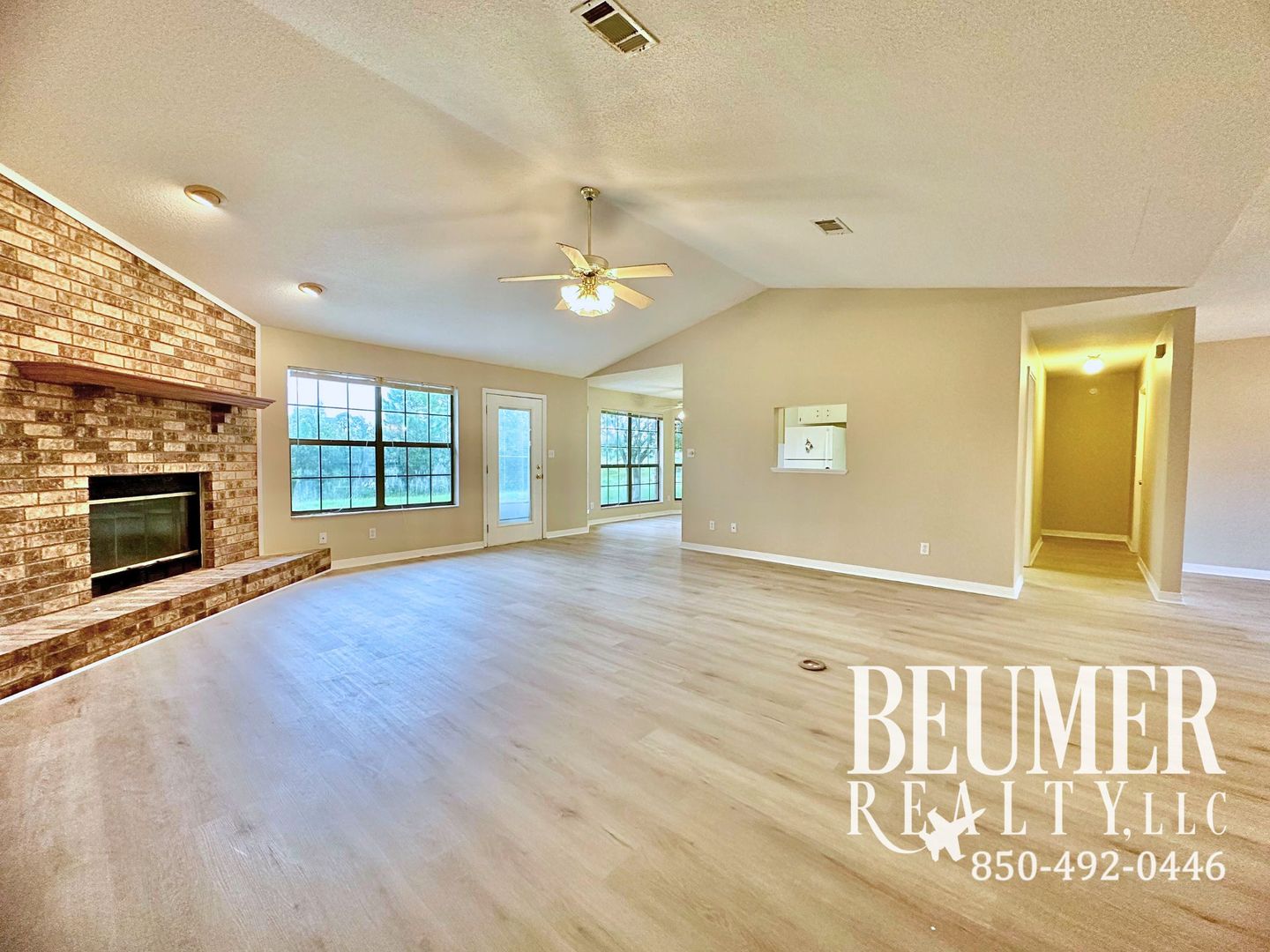 Pensacola House: 5027 Shoshone Dr.