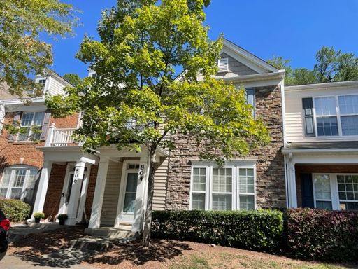 804 Walnut Woods Drive - Bev Roberts Rentals and Property Management – photo 1