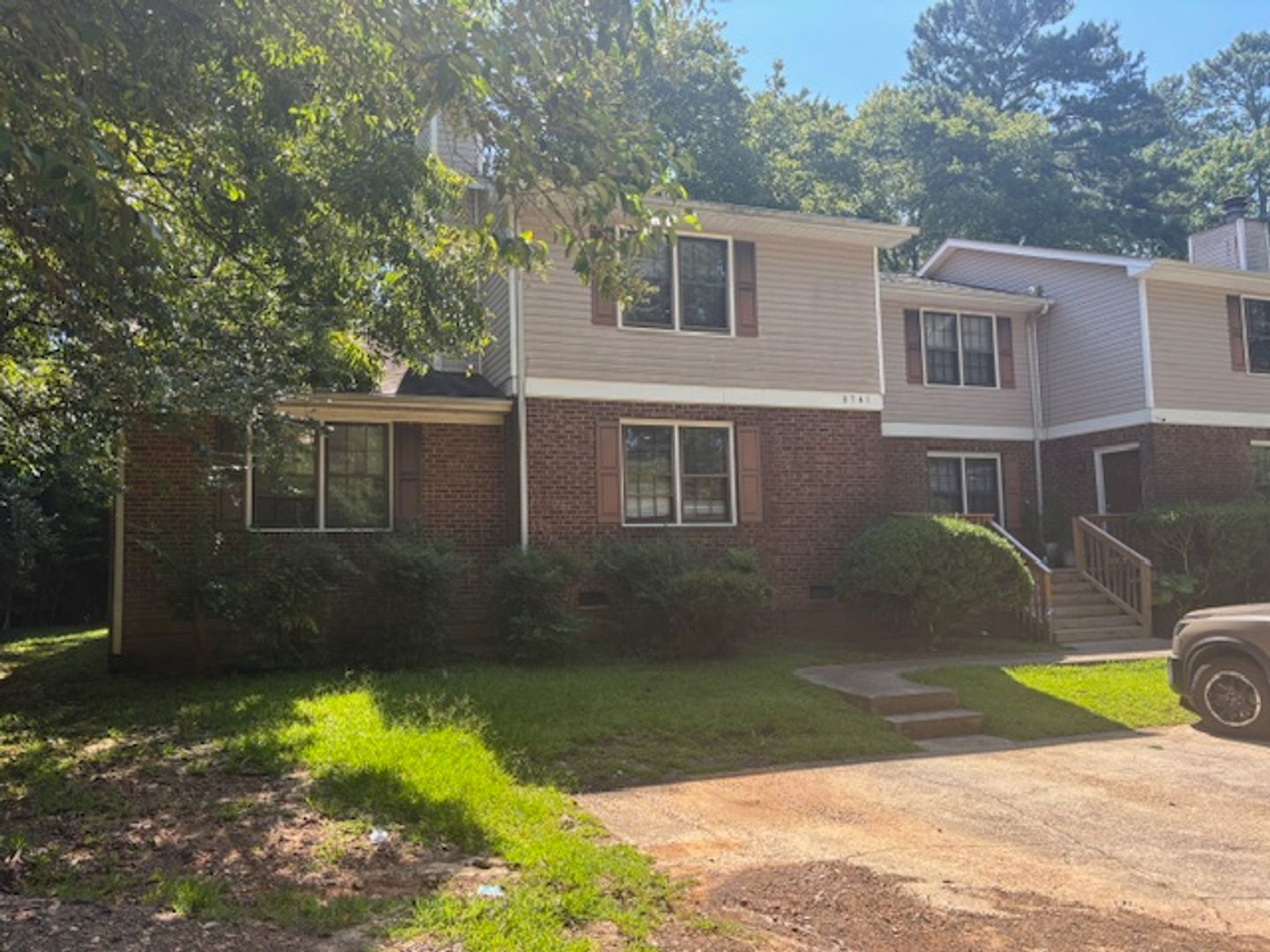 Cary Townhome: 8741 Chapel Hill Road