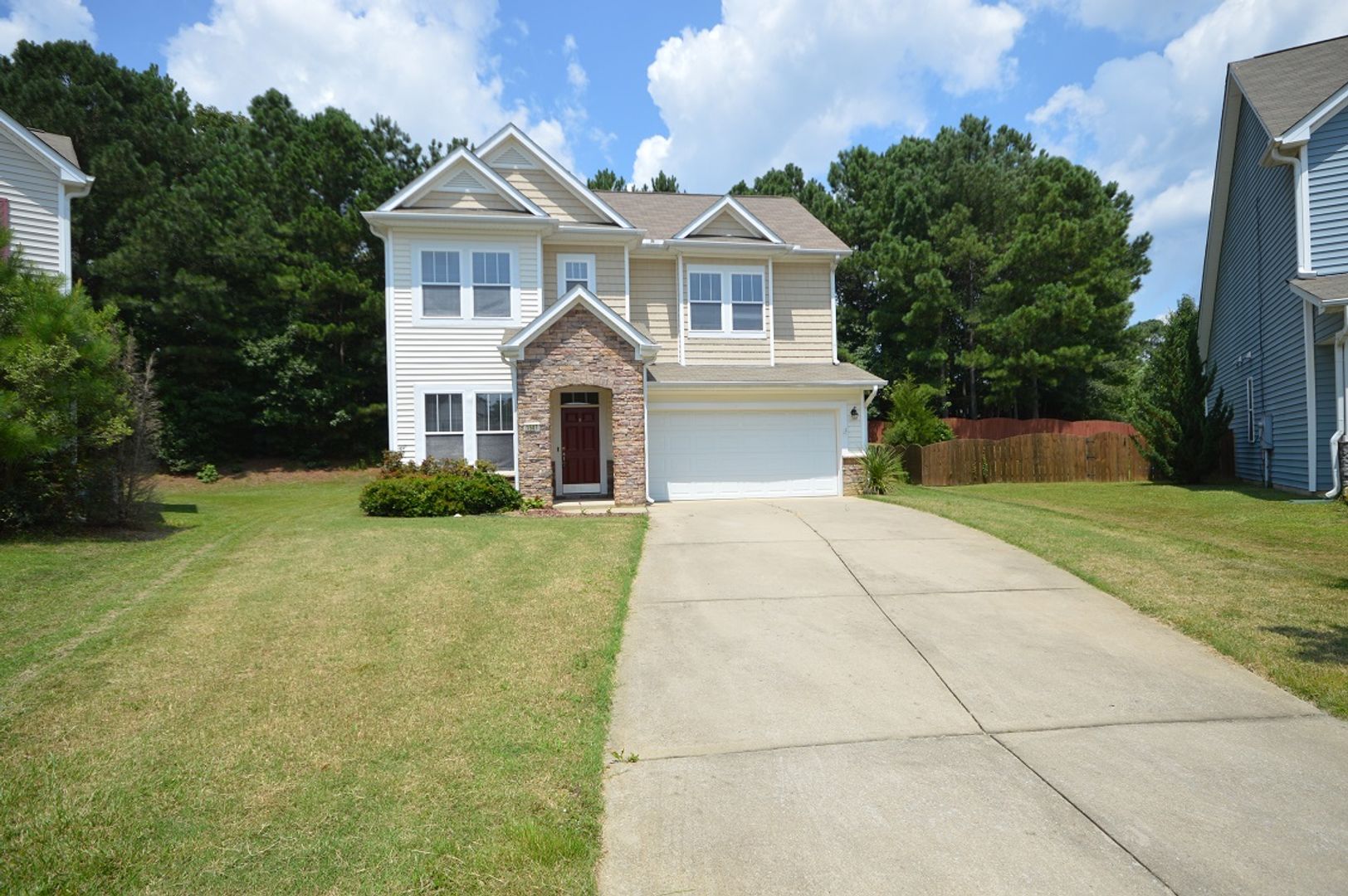 Fuquay Varina House: 1507 Hinchliff Court