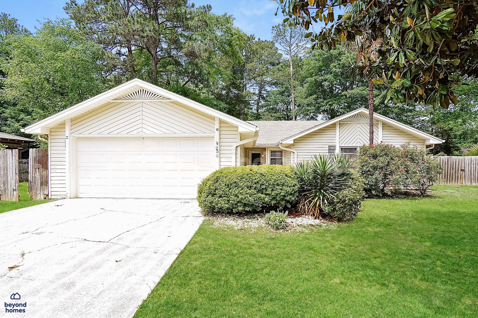 Alabaster House: 25 Monte Tierra Trail