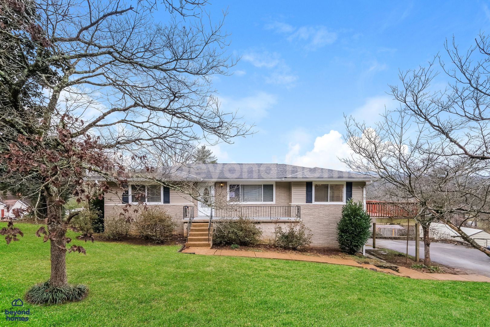 Chattanooga House: 5701 Morgan Ln